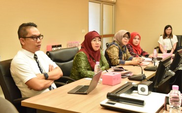 Faculty of Nursing, Universitas of Indonesia, Jakarta, ... พารามิเตอร์รูปภาพ 2